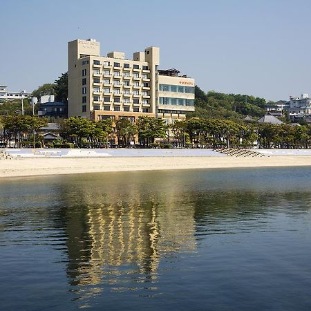 Nishio Ryugu Hotel מראה חיצוני תמונה