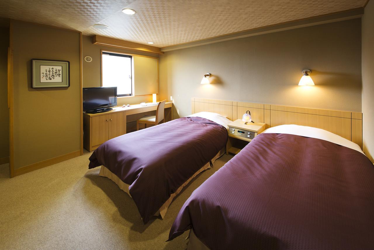 Nishio Ryugu Hotel מראה חיצוני תמונה